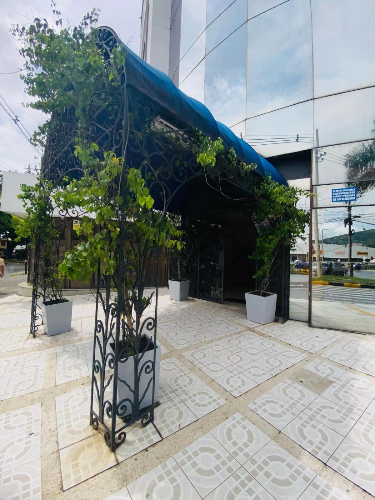 Hotel Metropolis Plaza Cali Dış mekan fotoğraf